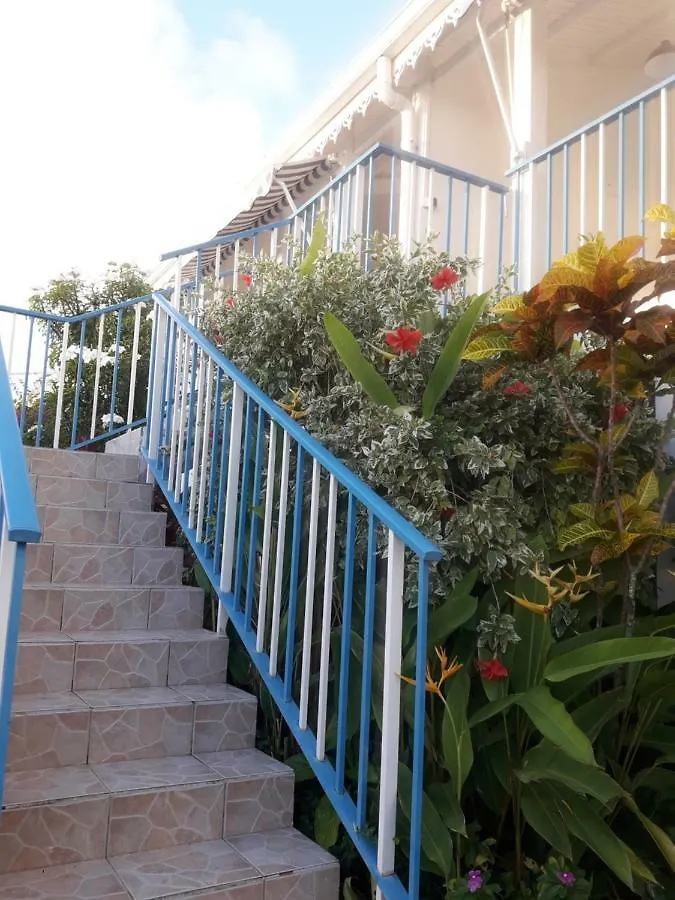 10 Sony Location F3 Mezzanine Apartment Sainte-Anne 0*,  Martinique